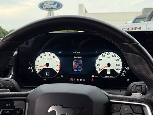 Used 2025 Ford Mustang GT Premium RWD image 8