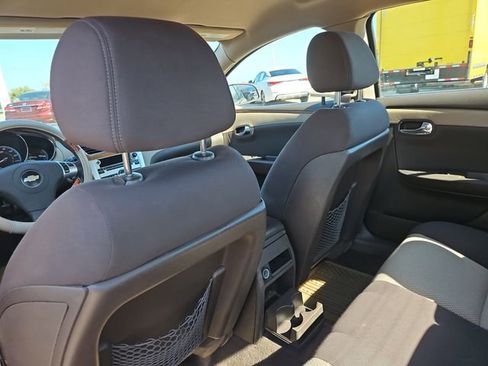 Used 2009 Chevrolet Malibu LT w/ Premium Mat Package image 11