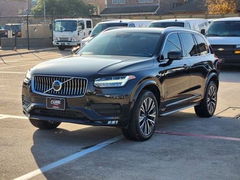 Used 2020 Volvo XC90 T6 Momentum image 10