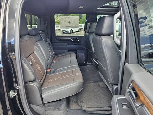 Used 2026 Chevrolet Silverado 3500 High Country w/ High Country Premium Package AWD/4WD image 12