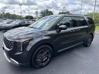 New 2026 Kia Carnival SX