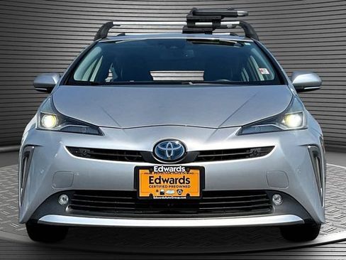 Used 2020 Toyota Prius XLE AWD/4WD image 2