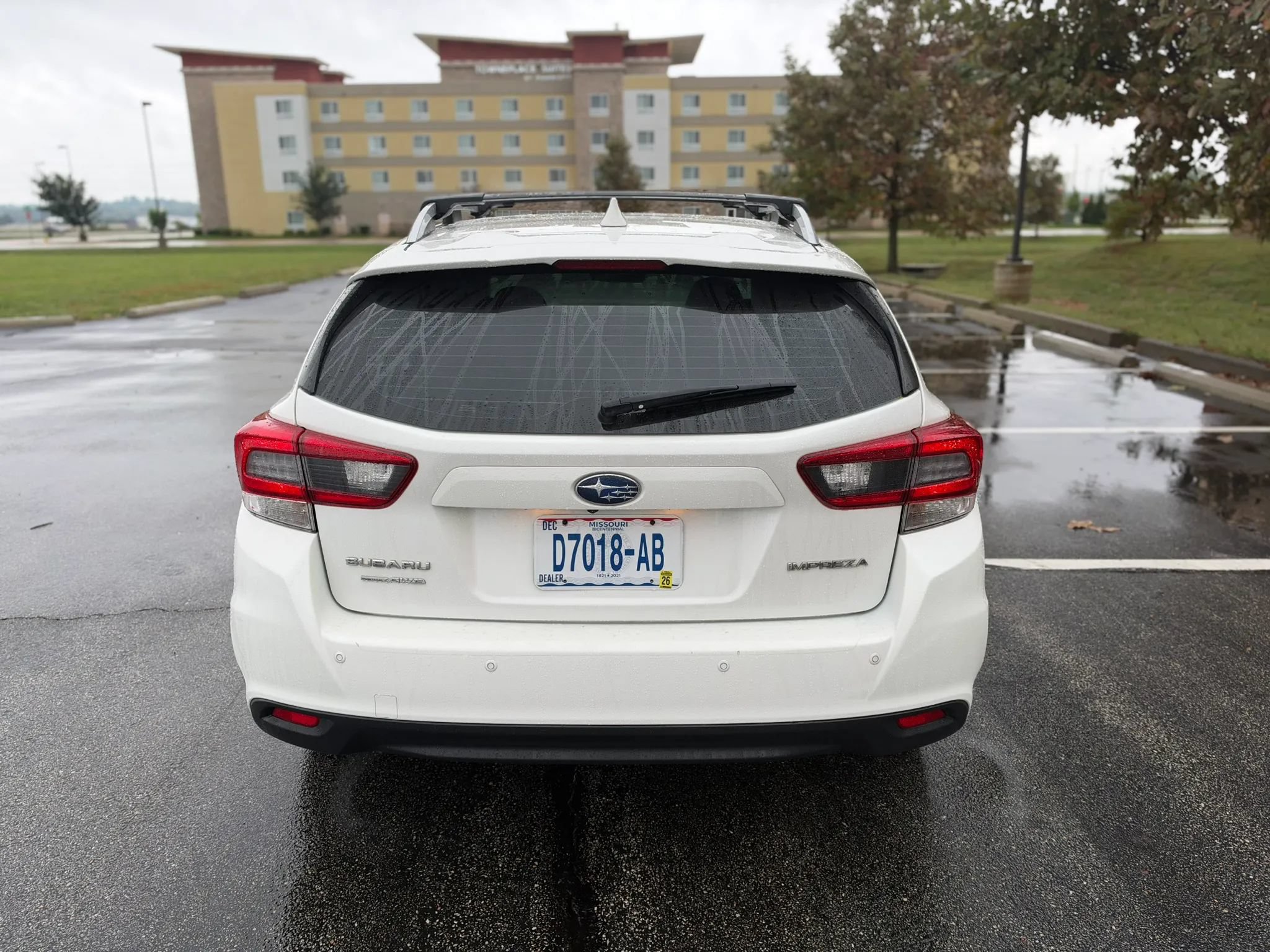 Used 2020 Subaru Impreza 2.0i Limited w/ Popular Package #2 AWD/4WD image 4