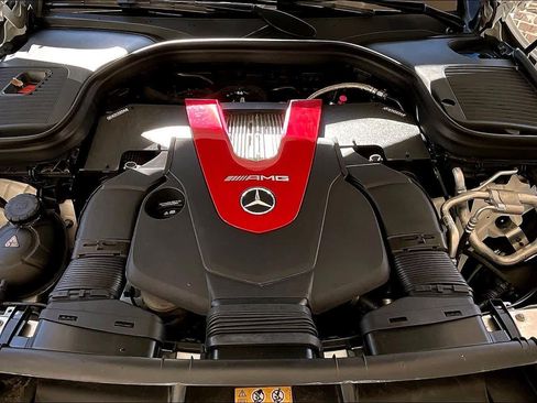 Certified 2022 Mercedes-Benz GLC 43 AMG 4MATIC image 31