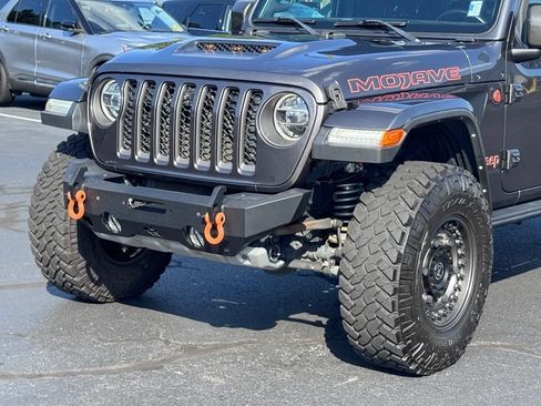 Used 2021 Jeep Gladiator Mojave AWD/4WD image 35