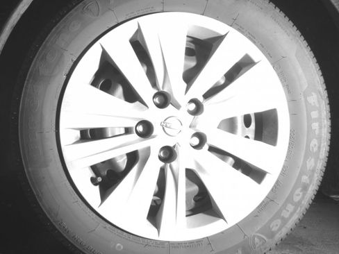Used 2025 Nissan Sentra S FWD image 15