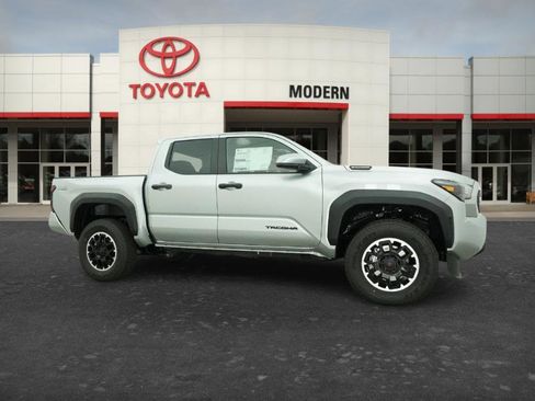 New 2026 Toyota Tacoma TRD Off-Road AWD/4WD image 3