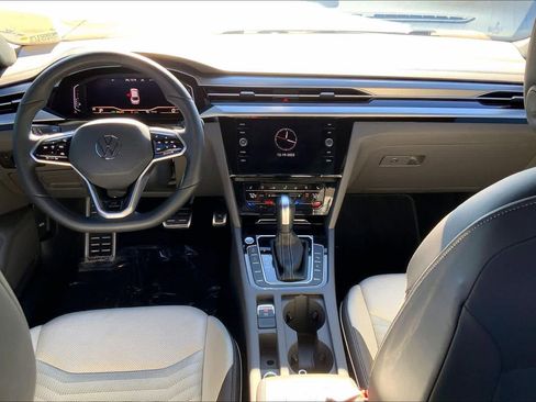 Used 2021 Volkswagen Arteon SEL Premium image 14