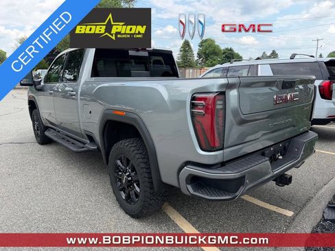 Used 2024 GMC Sierra 2500 AT4 w/ AT4 Preferred Package AWD/4WD image 6