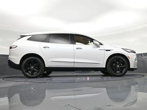 Used 2024 Buick Enclave Essence w/ Sport Touring Edition FWD image 35