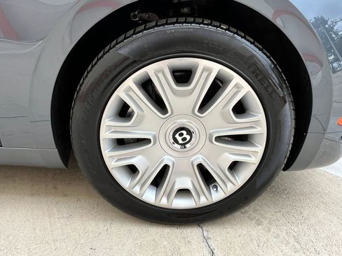 Used 2015 Bentley Flying Spur W12 image 10