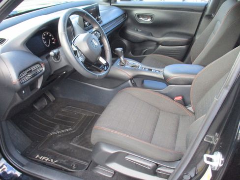 Certified 2024 Honda HR-V Sport image 11