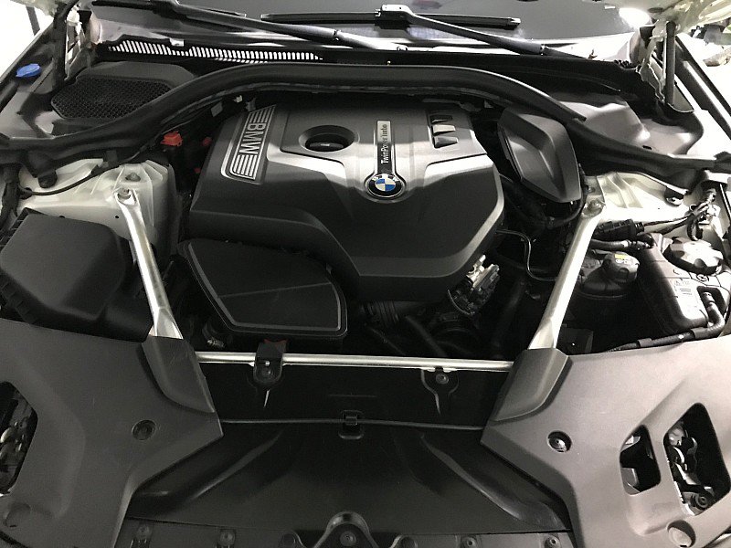 Used 2018 BMW 530i RWD image 32
