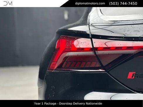 Used 2022 Audi RS e-tron GT w/ Year 1 Package image 15