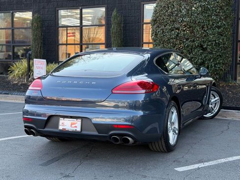 Used 2015 Porsche Panamera image 12