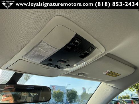 Used 2013 Lexus CT 200h FWD image 23