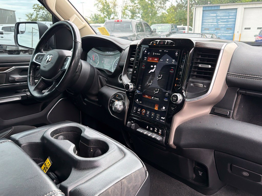 Used 2020 RAM 1500 Laramie AWD/4WD image 16