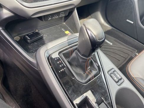 Used 2024 Subaru Crosstrek 2.5i Limited AWD/4WD image 13