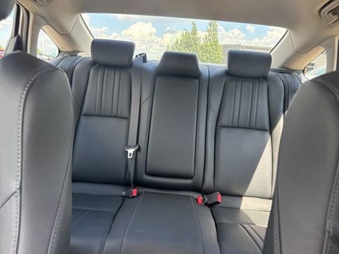 Used 2019 Honda Accord Touring image 24
