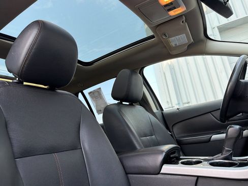 Used 2014 Ford Edge Limited w/ Equipment Group 302A AWD/4WD image 16