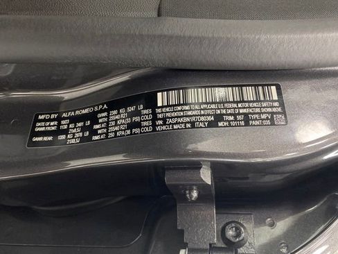 Used 2024 Alfa Romeo Stelvio Ti w/ Performance Driving Package image 27