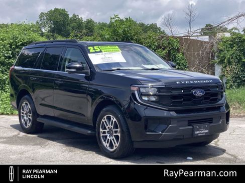 Used 2025 Ford Expedition Active RWD image 1