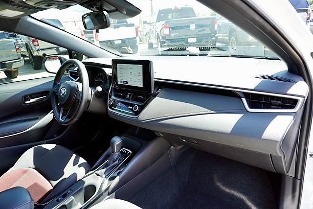 Used 2025 Toyota Corolla SE FWD image 16