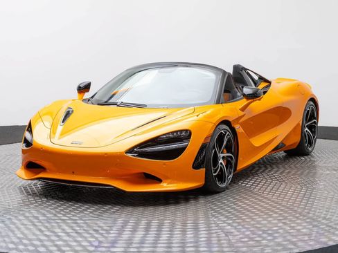 New 2027 McLaren 750S Spider RWD image 1