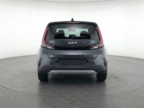 Used 2025 Kia Soul LX w/ LX Technology Package image 7