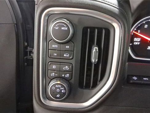 Used 2022 Chevrolet Silverado 1500 LTZ w/ Technology Package image 33