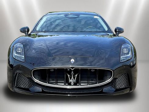 Used 2024 Maserati GranTurismo Modena AWD/4WD image 2