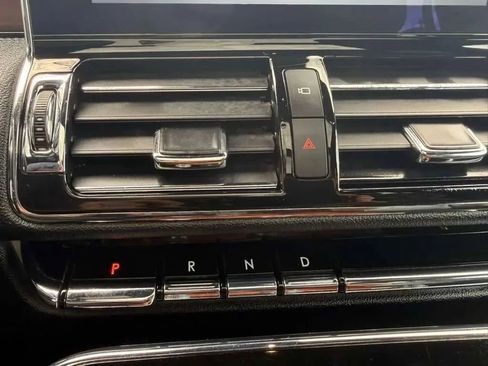 Used 2019 Lincoln Navigator Reserve AWD/4WD image 26