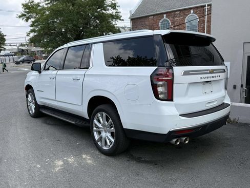 Used 2022 Chevrolet Suburban High Country w/ Max Trailering Package AWD/4WD image 4