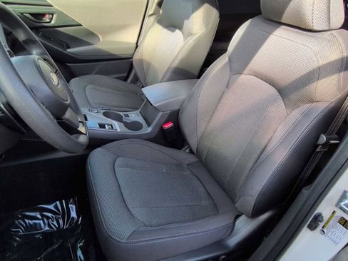 Used 2024 Subaru Crosstrek 2.0i Premium image 17