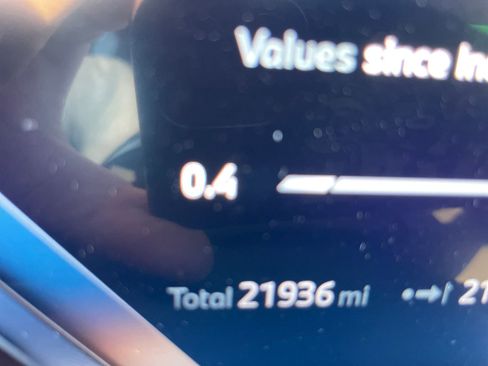 Used 2025 BMW X1 xDrive28i image 16