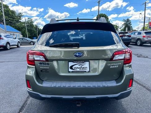 Used 2016 Subaru Outback 2.5i Limited AWD/4WD image 7