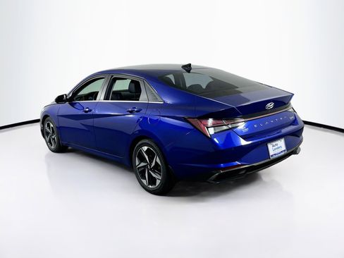 Used 2021 Hyundai Elantra Limited FWD image 7
