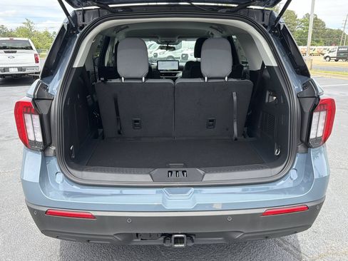 New 2026 Ford Explorer Active RWD image 27