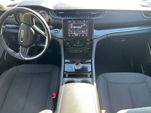 Used 2022 Jeep Grand Cherokee L Laredo w/ Luxury Tech Group I AWD/4WD image 22