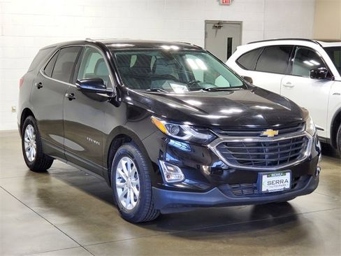Used 2019 Chevrolet Equinox LT image 3