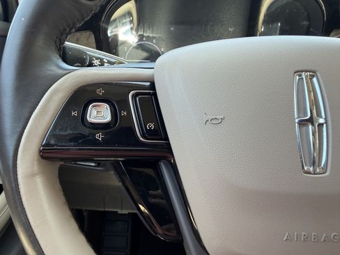 Used 2020 Lincoln Corsair Reserve w/ Elements Package AWD/4WD image 29