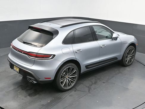 New 2026 Porsche Macan image 50