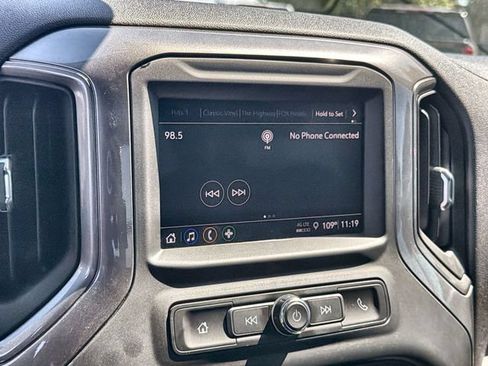 Used 2025 Chevrolet Silverado 1500 Custom RWD image 13