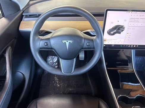 Used 2020 Tesla Model Y Performance AWD/4WD image 33