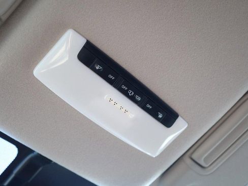 New 2025 Nissan Versa SV w/ Trunk Package image 16