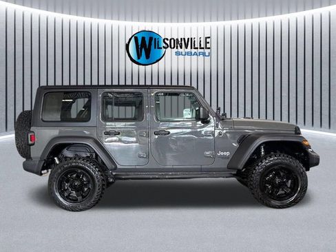Used 2018 Jeep Wrangler Unlimited Sport S AWD/4WD image 15