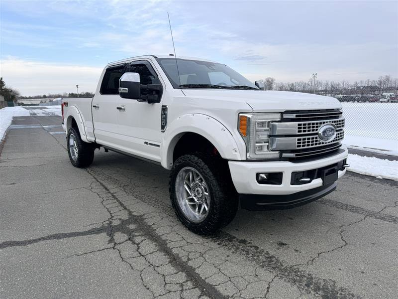 Used 2017 Ford F250 Platinum w/ Platinum Ultimate Package AWD/4WD image 3