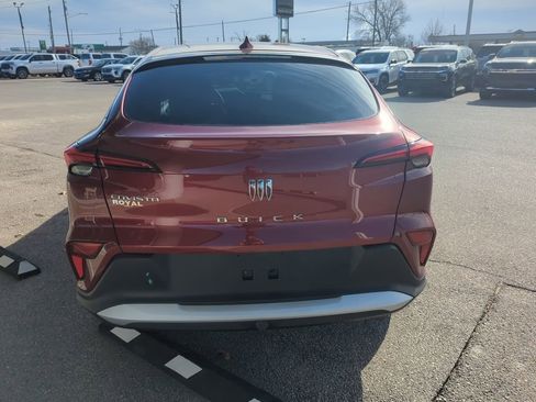 Used 2024 Buick Envista Preferred w/ Convenience I Package image 5