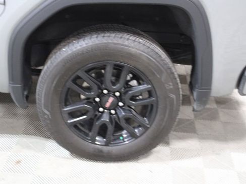 Used 2025 GMC Sierra 1500 Elevation image 47