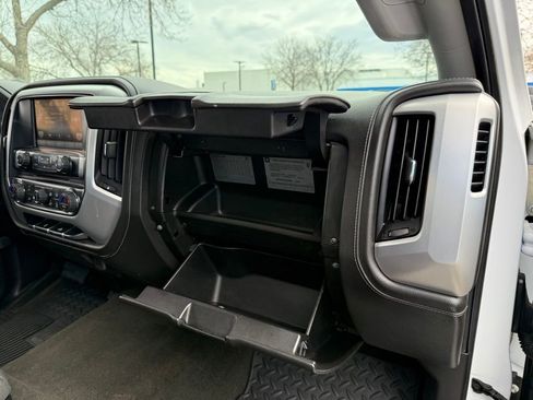 Used 2014 GMC Sierra 1500 SLE w/ SLE Value Package image 19